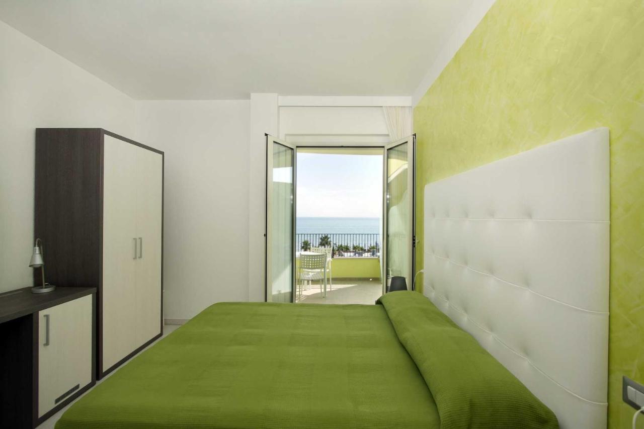 Hotel La Maestra Grottammare Ngoại thất bức ảnh