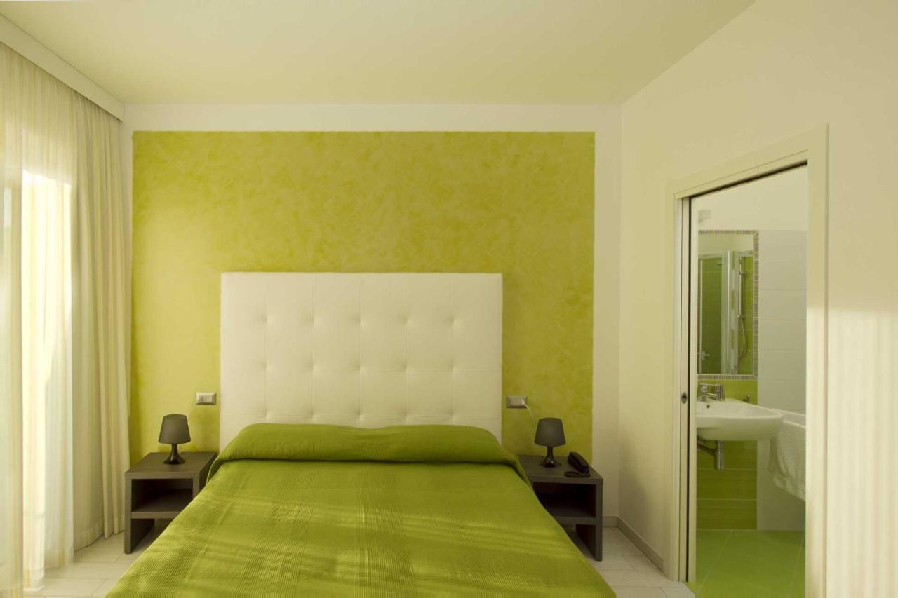 Hotel La Maestra Grottammare Ngoại thất bức ảnh