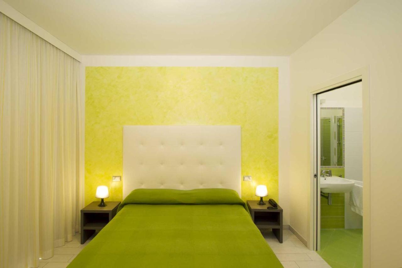 Hotel La Maestra Grottammare Ngoại thất bức ảnh